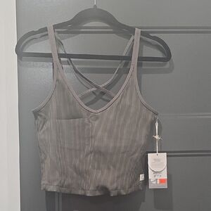 NWT Vuori Ribbed Crop Tank Top